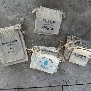 25 Pura Vida Bags